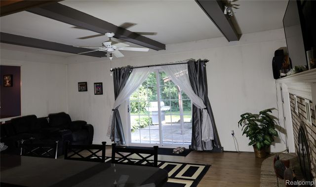 3333 Innsbrook Drive, Rochester Hills, MI 48309