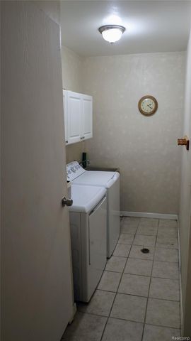 3333 Innsbrook Drive, Rochester Hills, MI 48309
