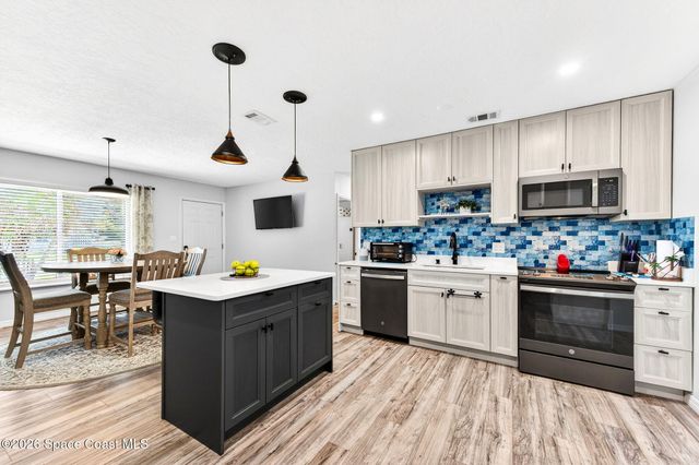 1810 S Park Avenue, Melbourne, FL 32901