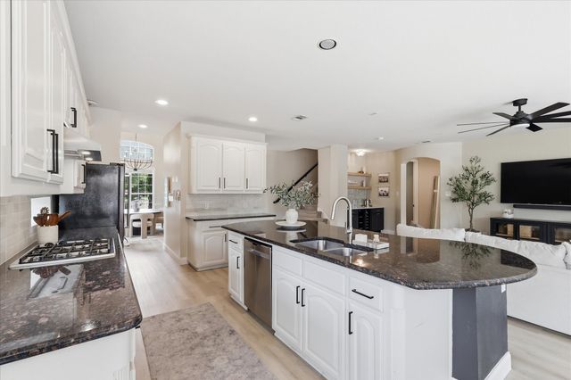 11561 Luxembourg Lane, Frisco, TX 75033