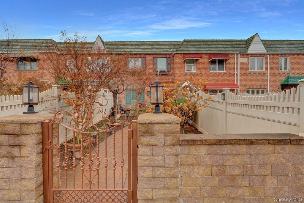 60-23 77th Place, Middle Village, NY 11379 — exterior
