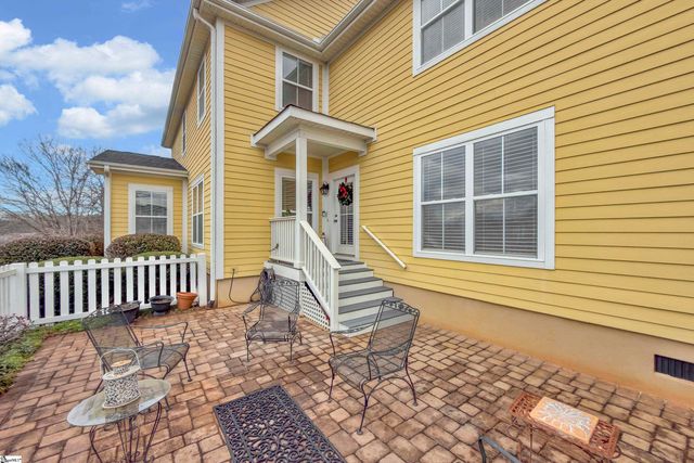 212 Ridenour Avenue, Greenville, SC 29617