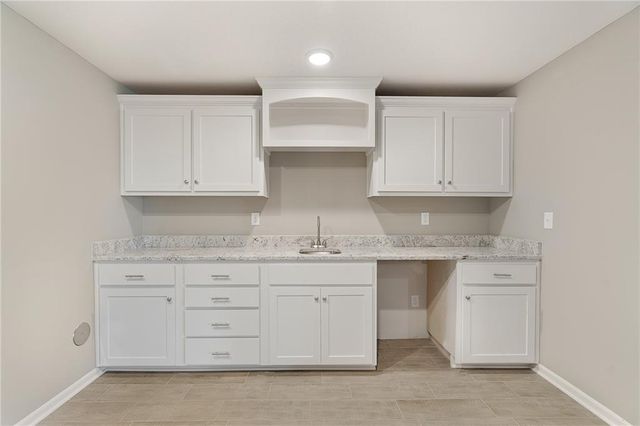 7000 NE 102nd Court, Kansas City, MO 64156