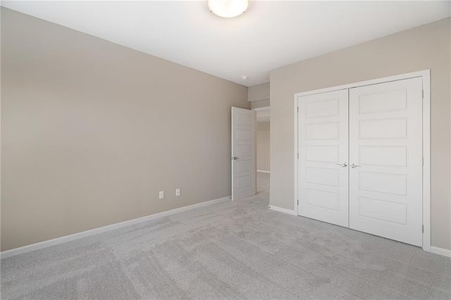 7000 NE 102nd Court, Kansas City, MO 64156