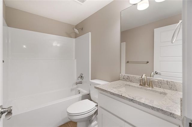 7000 NE 102nd Court, Kansas City, MO 64156