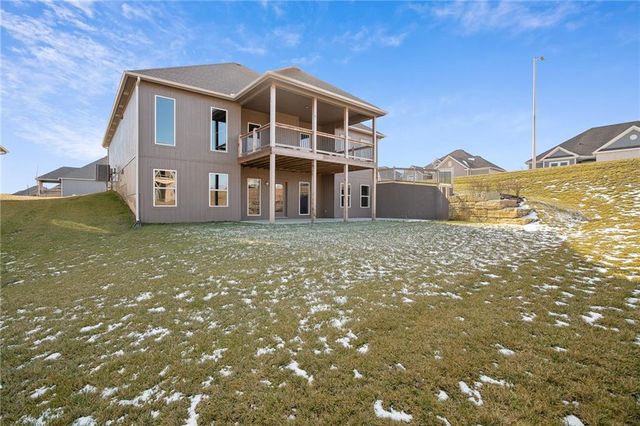 7000 NE 102nd Court, Kansas City, MO 64156