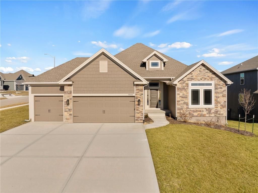 7000 NE 102nd Court, Kansas City, MO 64156