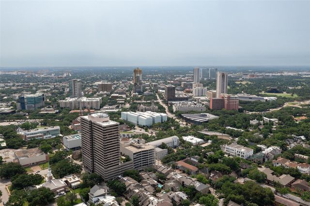 5000 Montrose Boulevard 16B, Houston, TX 77006