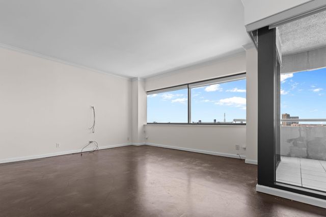 5000 Montrose Boulevard 16B, Houston, TX 77006