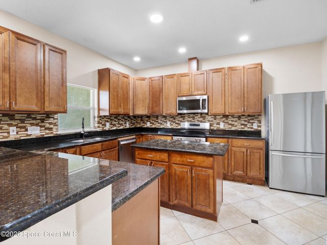 2246 Warwick Road, Melbourne, FL 32935