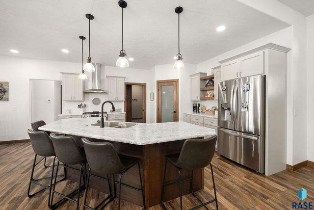 1012 S Nicholas Ave Avenue, Brandon, SD 57005