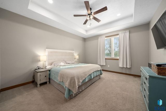 1012 S Nicholas Ave Avenue, Brandon, SD 57005
