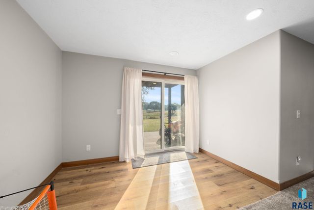 1012 S Nicholas Ave Avenue, Brandon, SD 57005