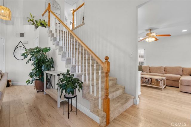 21625 Farmington, Saugus, CA 91350