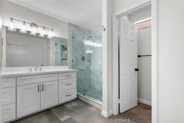 21625 Farmington, Saugus, CA 91350