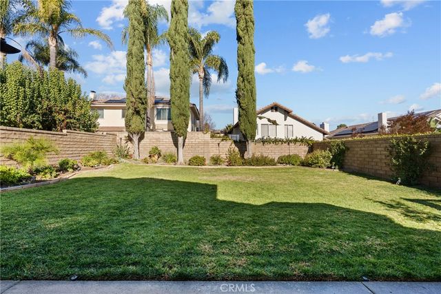 21625 Farmington, Saugus, CA 91350