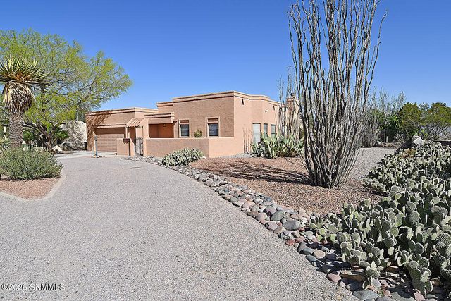 1480 Via Norte, Las Cruces, NM 88007