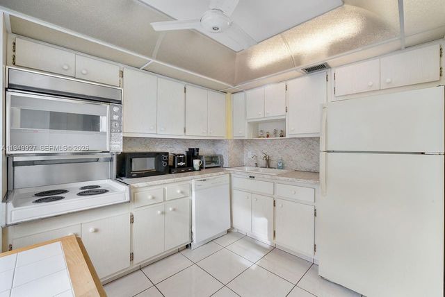 201 N Ocean Blvd 112, Pompano Beach, FL 33062