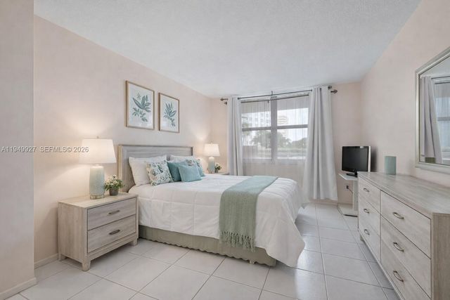 201 N Ocean Blvd 112, Pompano Beach, FL 33062