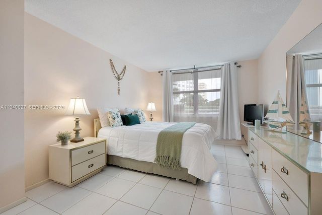 201 N Ocean Blvd 112, Pompano Beach, FL 33062