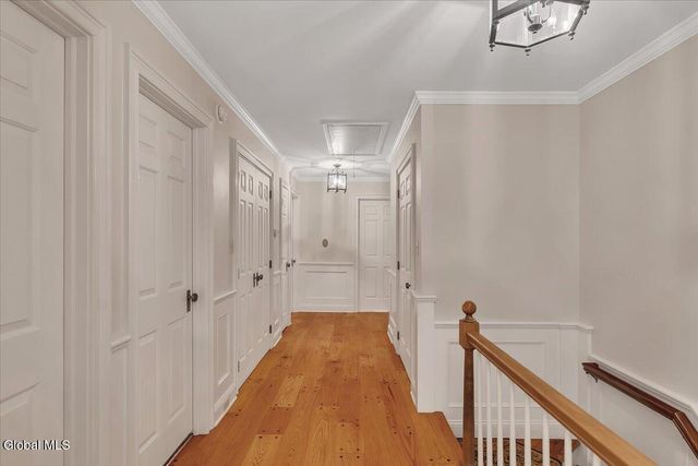 16 Wildwood Drive, Colonie, NY 12211