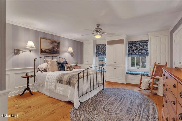 16 Wildwood Drive, Colonie, NY 12211