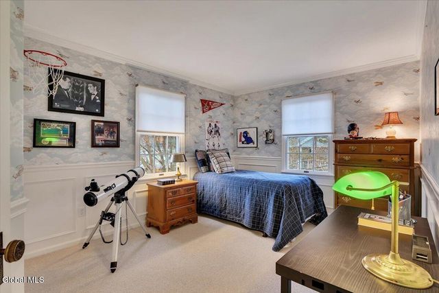 16 Wildwood Drive, Colonie, NY 12211