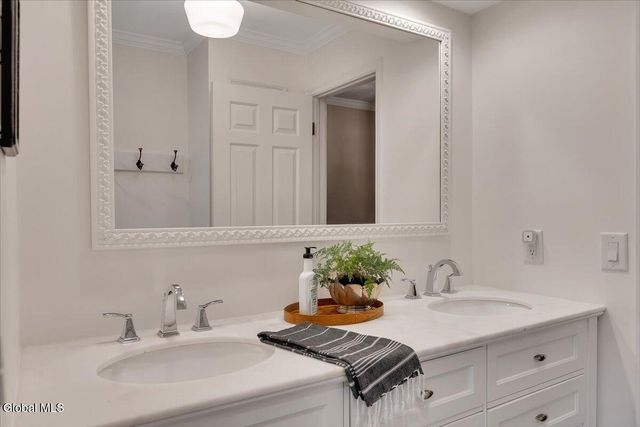 16 Wildwood Drive, Colonie, NY 12211