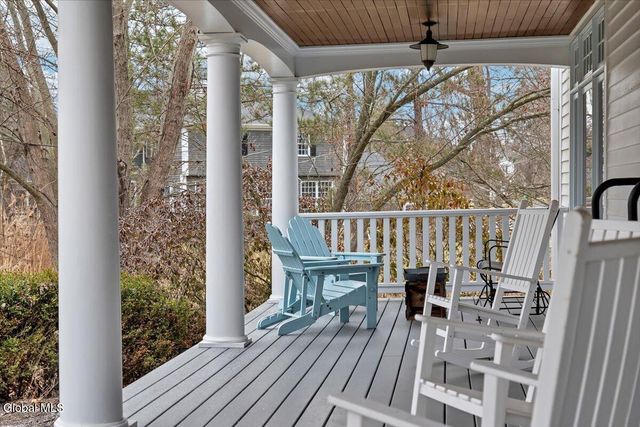 16 Wildwood Drive, Colonie, NY 12211