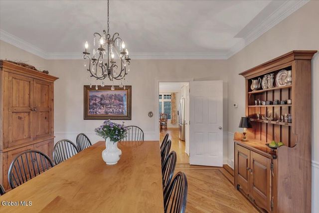 16 Wildwood Drive, Colonie, NY 12211