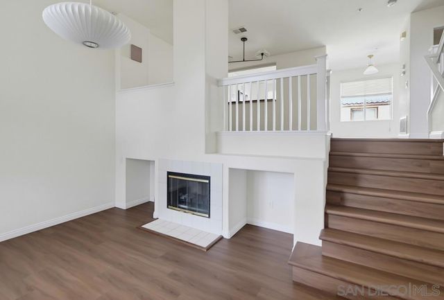 10330 Wateridge Circle 293, San Diego, CA 92121