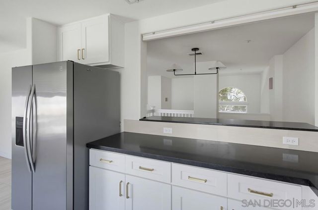 10330 Wateridge Circle 293, San Diego, CA 92121