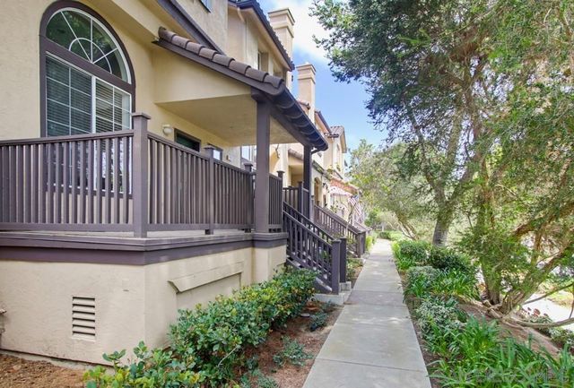 10330 Wateridge Circle 293, San Diego, CA 92121