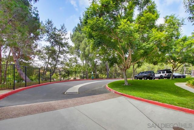 10330 Wateridge Circle 293, San Diego, CA 92121