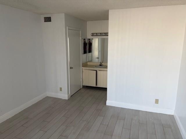 752 Executive Center Drive 21, West Palm Beach, FL 33401