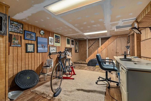 1211 LYNROSE LANE, Neenah, WI 54956