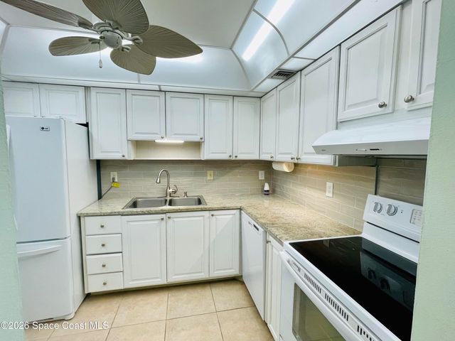 2700 N Highway A1a 1-202, Indialantic, FL 32903