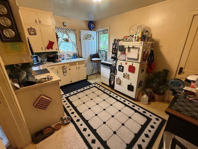 84 PEARL STREET, Clintonville, WI 54929