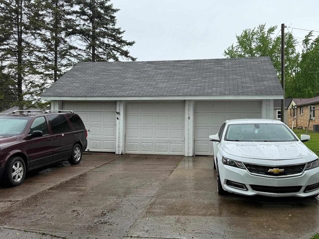 84 PEARL STREET, Clintonville, WI 54929
