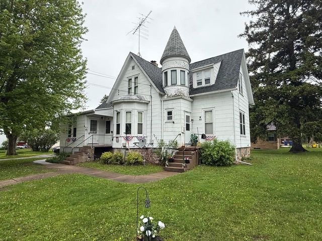 84 PEARL STREET, Clintonville, WI 54929