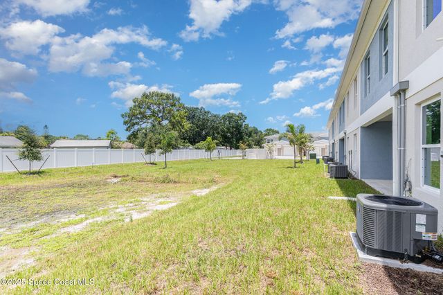 1635 Par Street NE 2202, Palm Bay, FL 32905