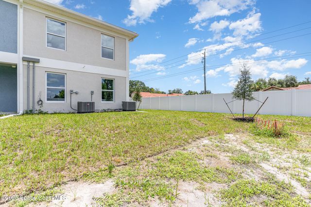 1635 Par Street NE 2202, Palm Bay, FL 32905