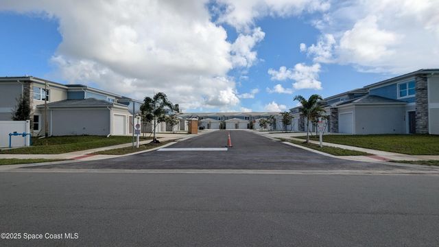 1635 Par Street NE 2202, Palm Bay, FL 32905