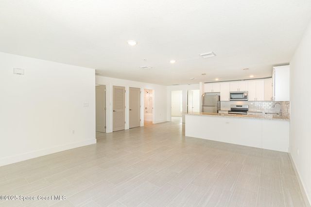 1635 Par Street NE 2202, Palm Bay, FL 32905