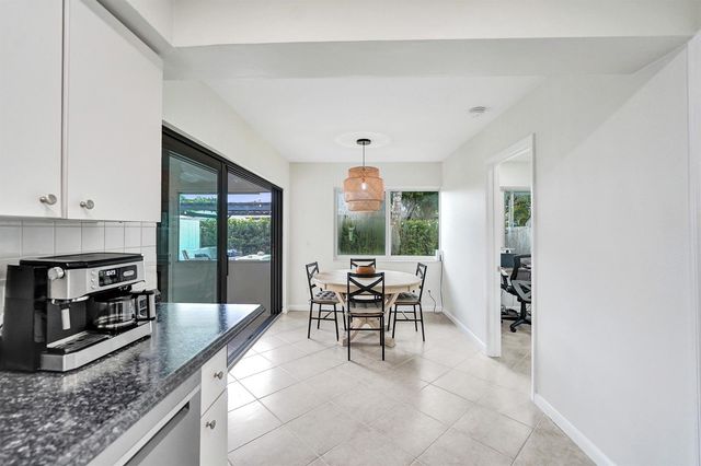 4521 NE 2nd Avenue, Oakland Park, FL 33334