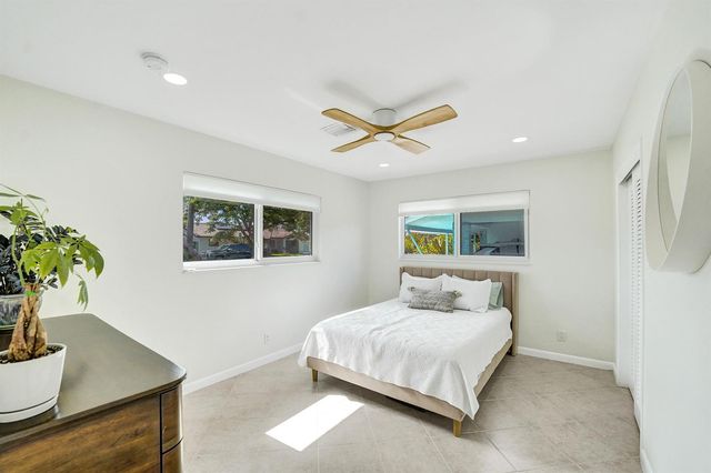 4521 NE 2nd Avenue, Oakland Park, FL 33334