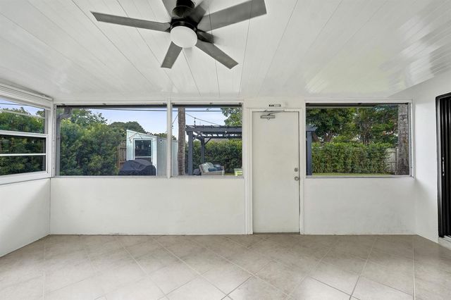 4521 NE 2nd Avenue, Oakland Park, FL 33334