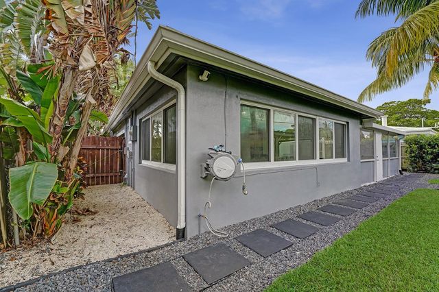 4521 NE 2nd Avenue, Oakland Park, FL 33334