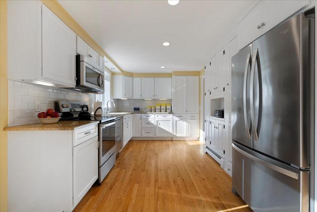 44 Old Heritage Way, Harwich, MA 02645