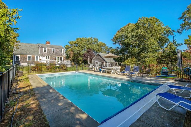 44 Old Heritage Way, Harwich, MA 02645